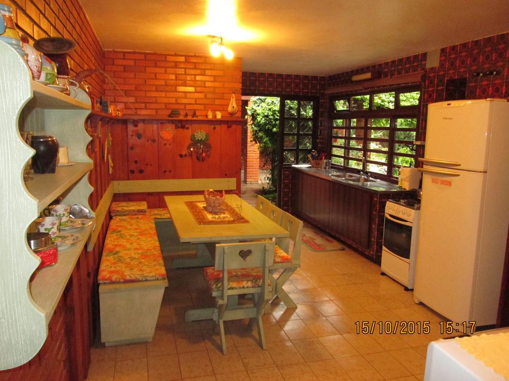 Casa Goldoni Gramado Villa Phòng bức ảnh